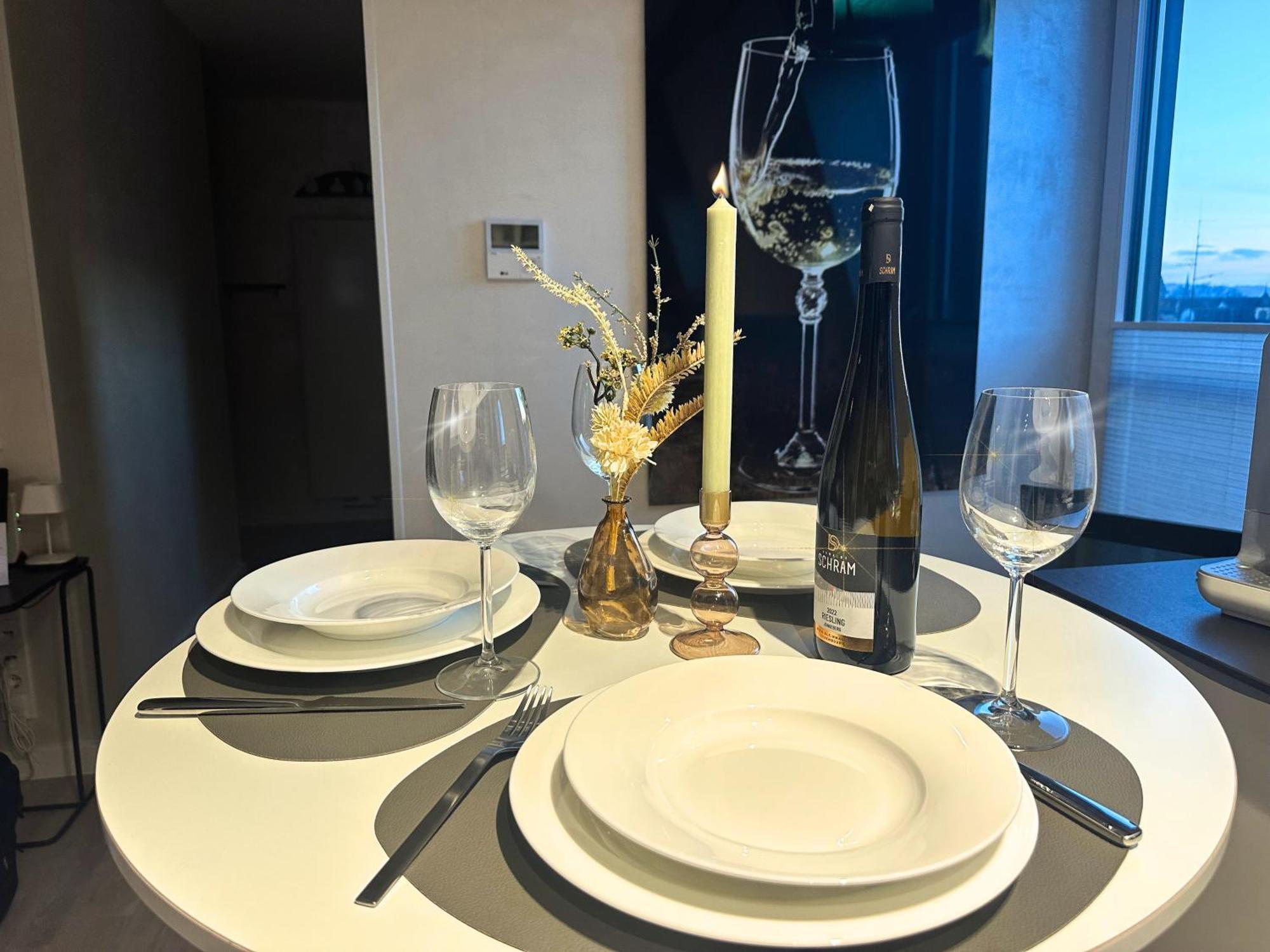 Modern Elegance In Historical City Center Trewir Zewnętrze zdjęcie