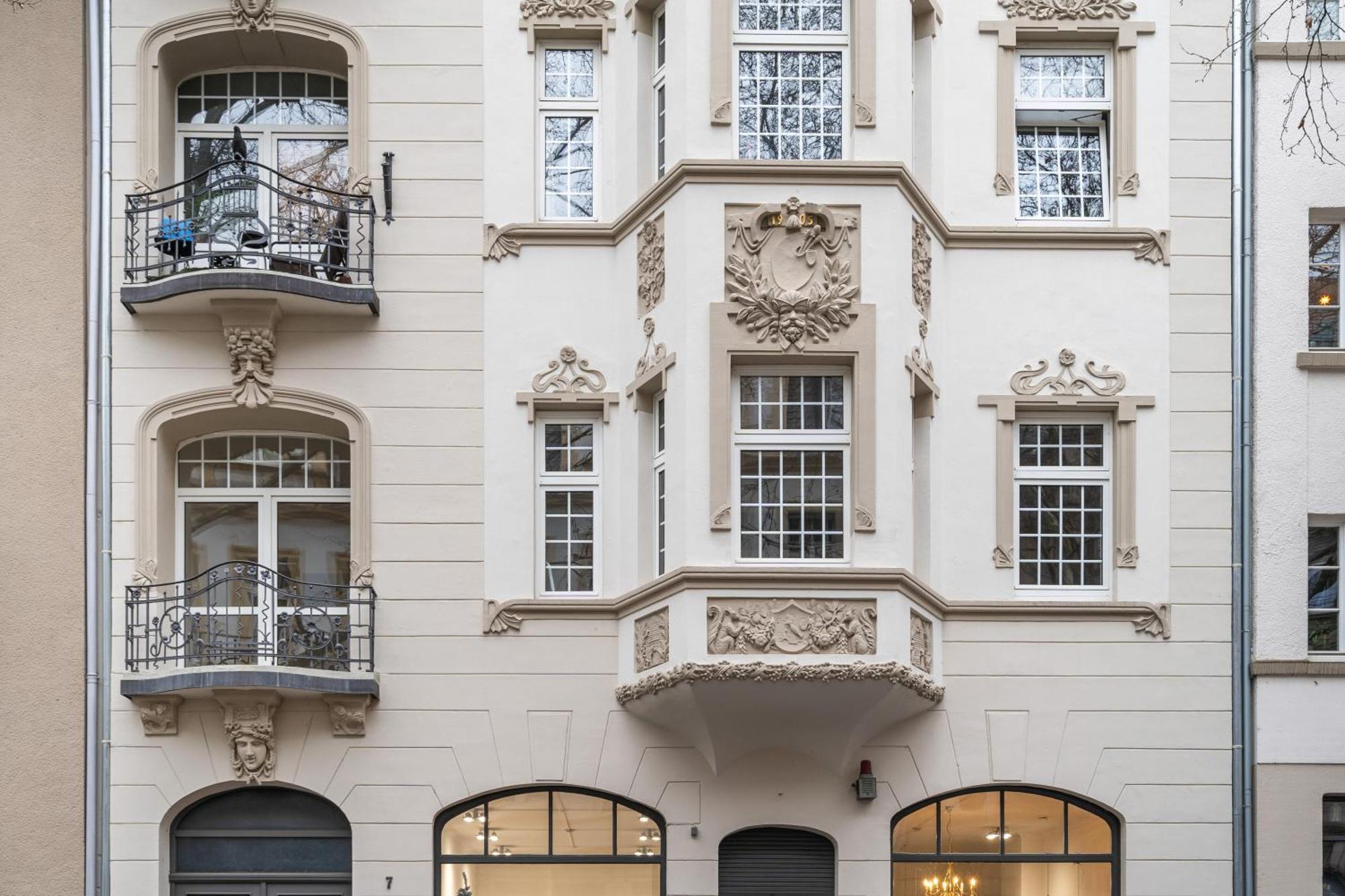 Modern Elegance In Historical City Center Trewir Zewnętrze zdjęcie